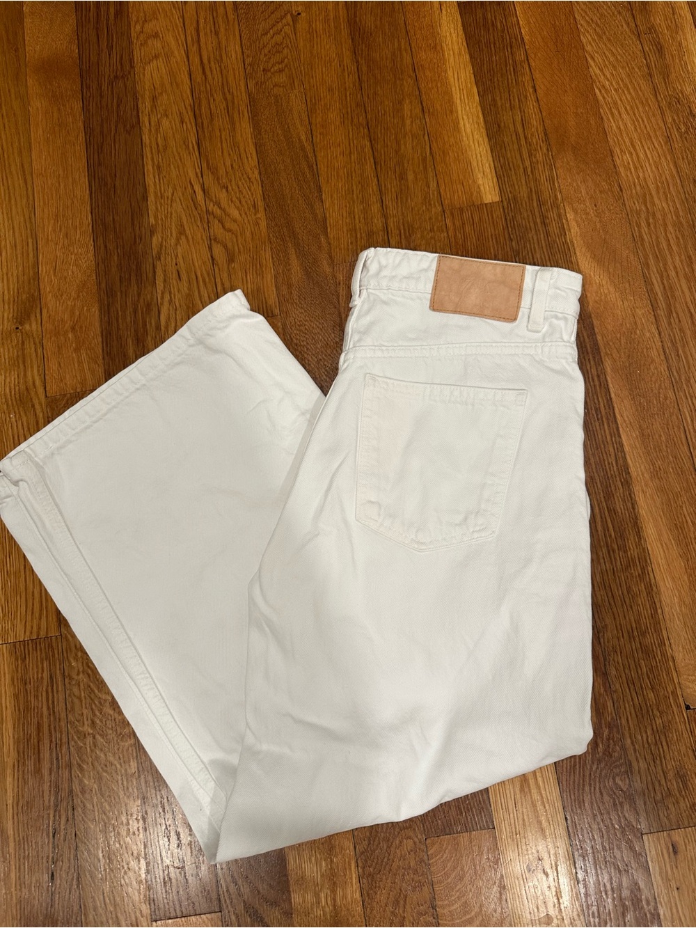 Zara Straight Leg Crop White Pants sz 6